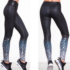 Alo yoga brilliance print black teal leggings with ankle details size XS